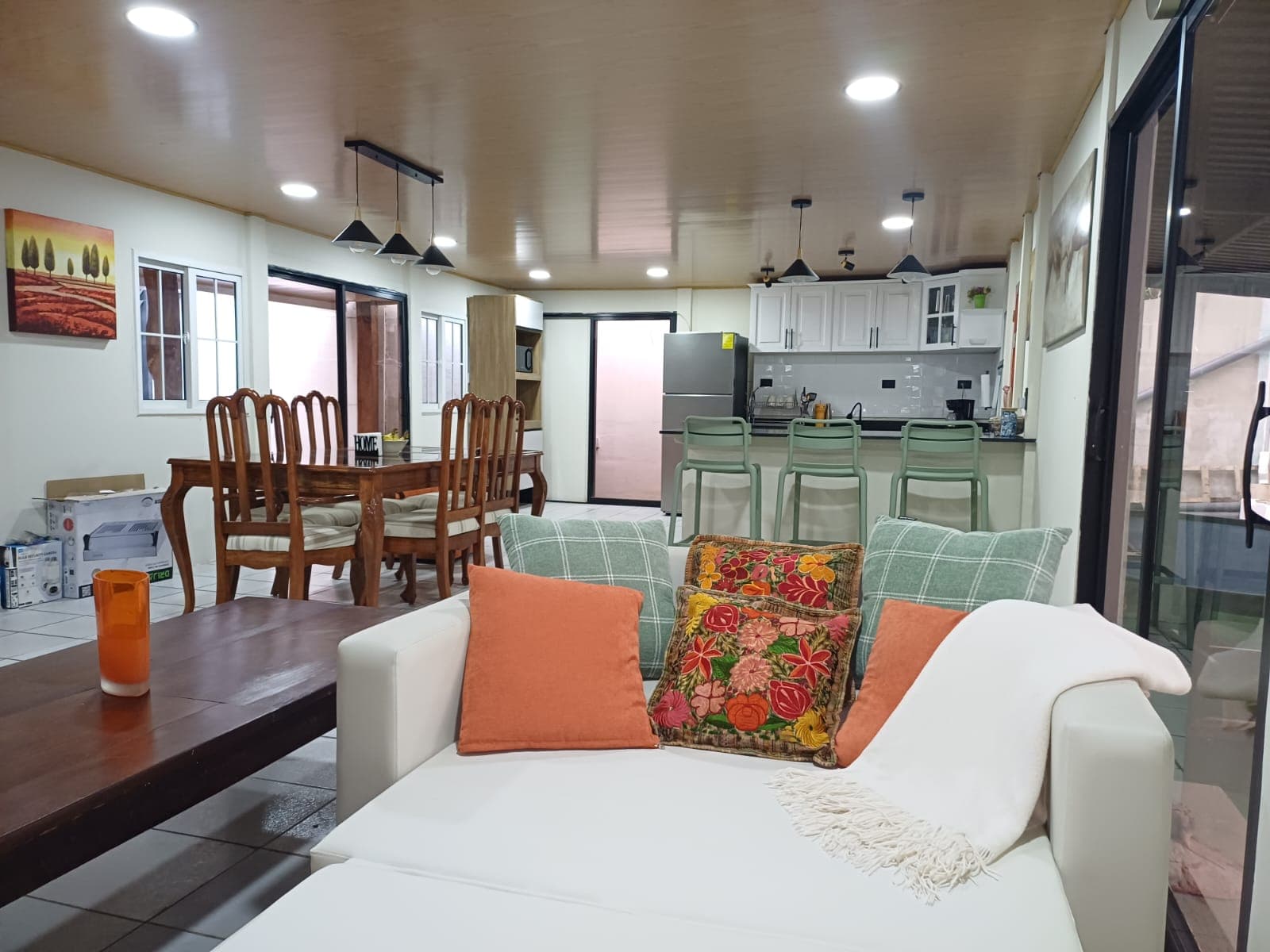Casa en venta en apaneca | $300,000 neg.