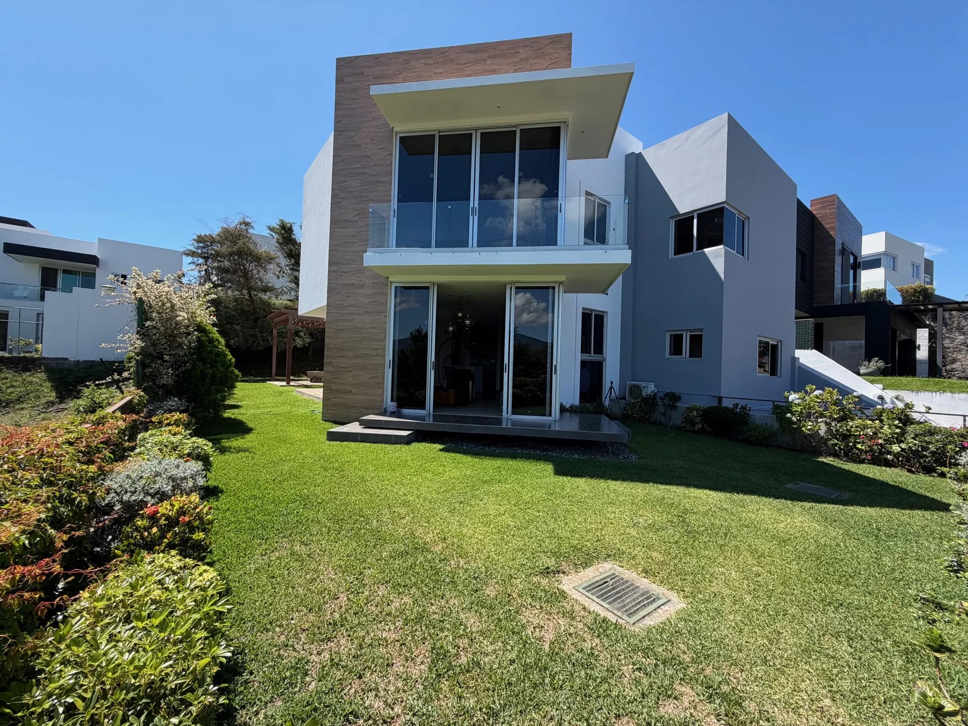 ✨ ¡LUJO Y MODERNIDAD EN RESIDENCIAL LOS SUEÑOS! ✨